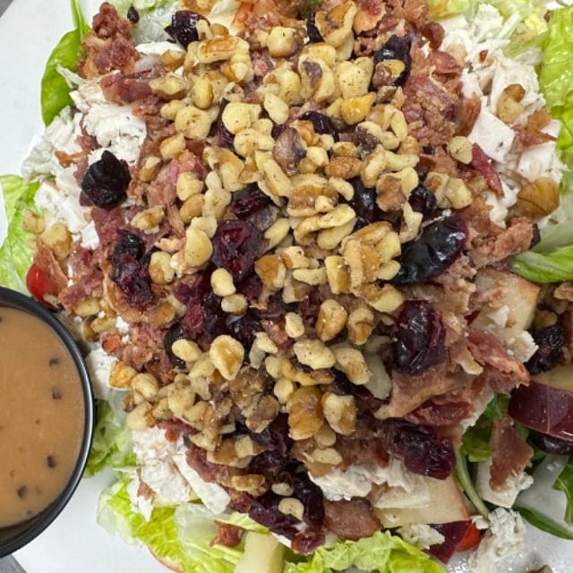Boston Signature Salad.