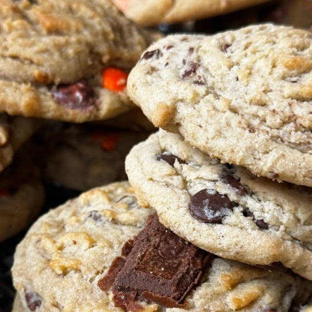 1/2 Dozen Cookies.